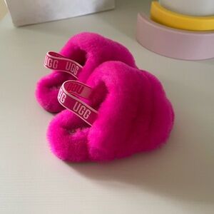 UGG Fuchsia Fluffy Infant Sandals